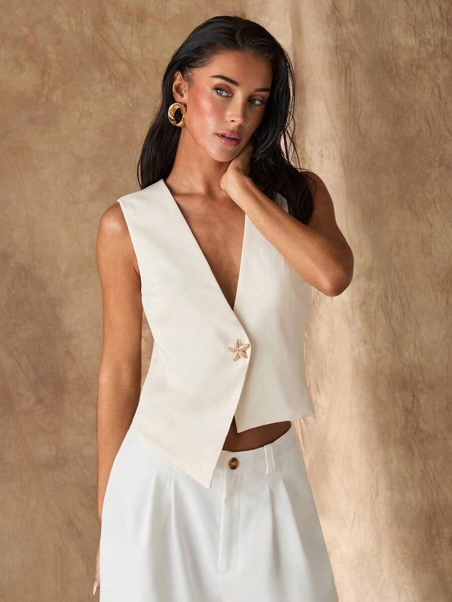 Women's Asymmetrical Hem Sleeveless Crop Vest Blazer With Unique Button Summer Elegant Casual Light Blue Jacket Fashion Chic