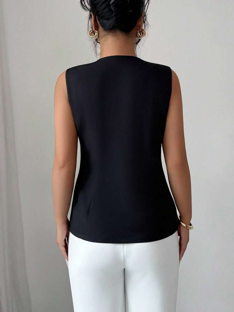 Women's Minimalist Sleeveless Blazer Casual Jacket Metal Lapel Design Elegant Fashion Versatile Business Outfit For Ladies Chic