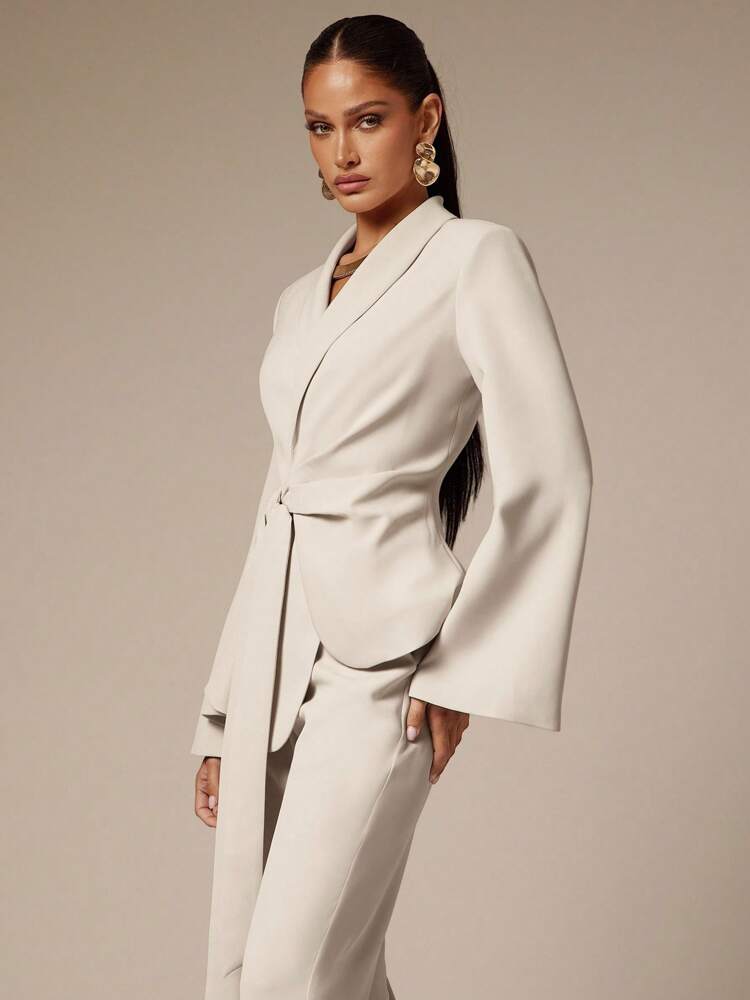 Women's Shawl Collar Long Sleeve Elegant Blazer Business Casual Attire Old Money Style White Lace-Up Suit Jacket Fall Outfit Chic