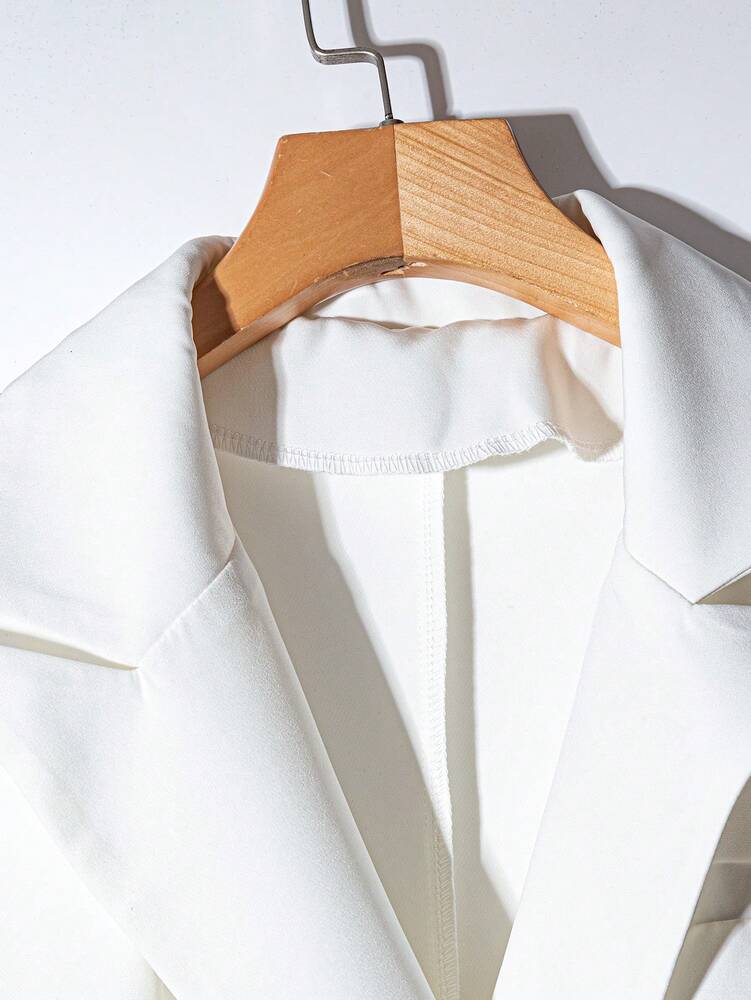 Women's Double Breasted Sleeveless Blazer Peak Collar Elegant Business Solid Color Suit Jacket Casual Commuter Office Outfit