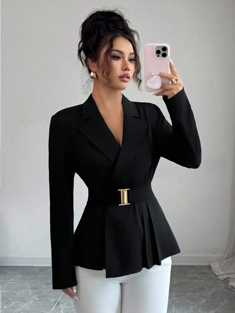 Women's Long Sleeve Black Blazer Elegant Business Casual Style Office Attire Daily Wear Work Outfit Fashion Slim Fit Jacket Chic