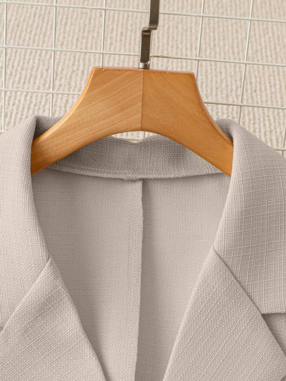 Women's Short Sleeve Blazer Faux Pearl Metal Button French Style Elegant Casual Commuter Outfit Spring Summer Business Jacket