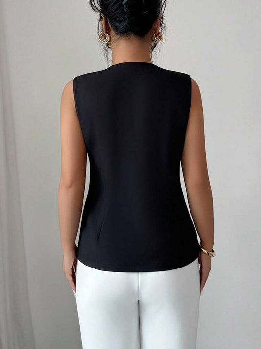 Women's Minimalist Sleeveless Blazer Casual Jacket Metal Lapel Design Elegant Fashion Versatile Business Outfit For Ladies Chic